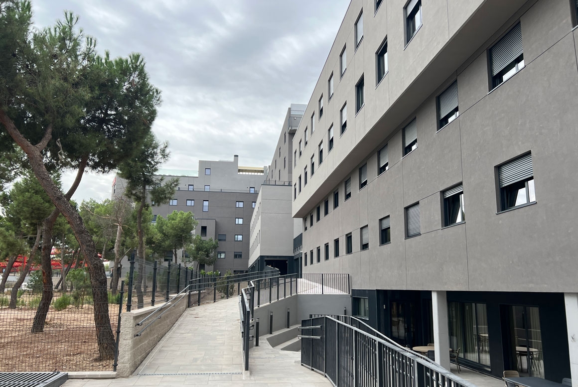 $datos['titulo'.sufijo]