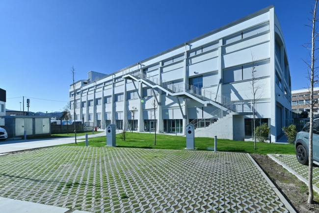 $datos['titulo'.sufijo]