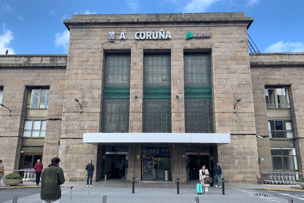 Tecnocontrol Servicios realiza el mantenimiento de edificios y dependencias dedicados al mantenimiento de la Red Ferroviaria de Interés General (RFIG). Lote I (Noroeste)