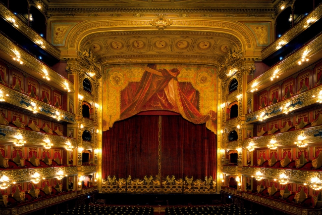 RESTORATION AND DEVELOPMENT OF THE COLUMBUS THEATRE, BUENOS AIRES