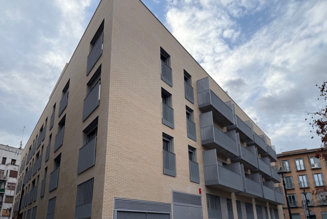 $datos['titulo'.sufijo]